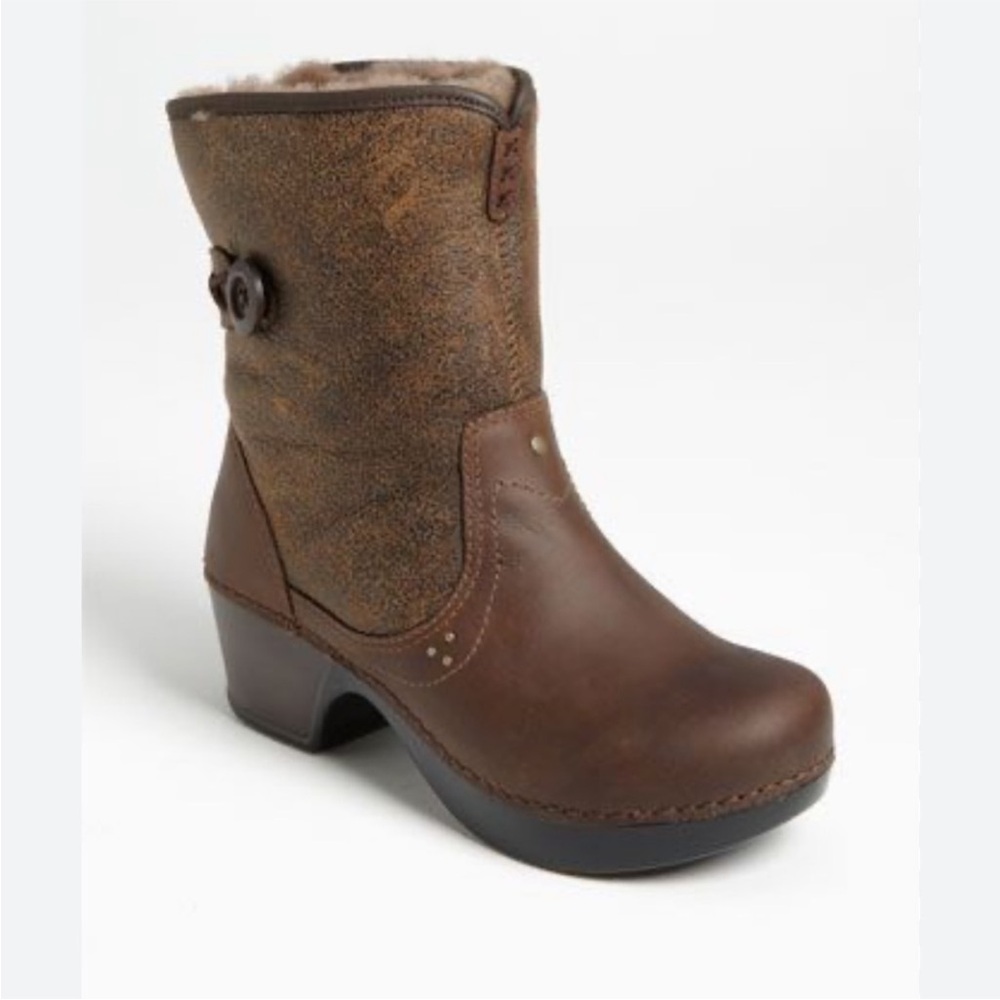 Dansko Stormy Fur Sheepskin Brown and Tan Ankle Boots sz 40